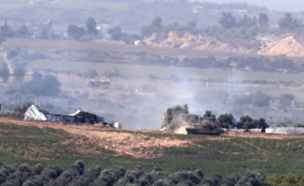 Czołgi zmierzające w stronę Strefy Gazy