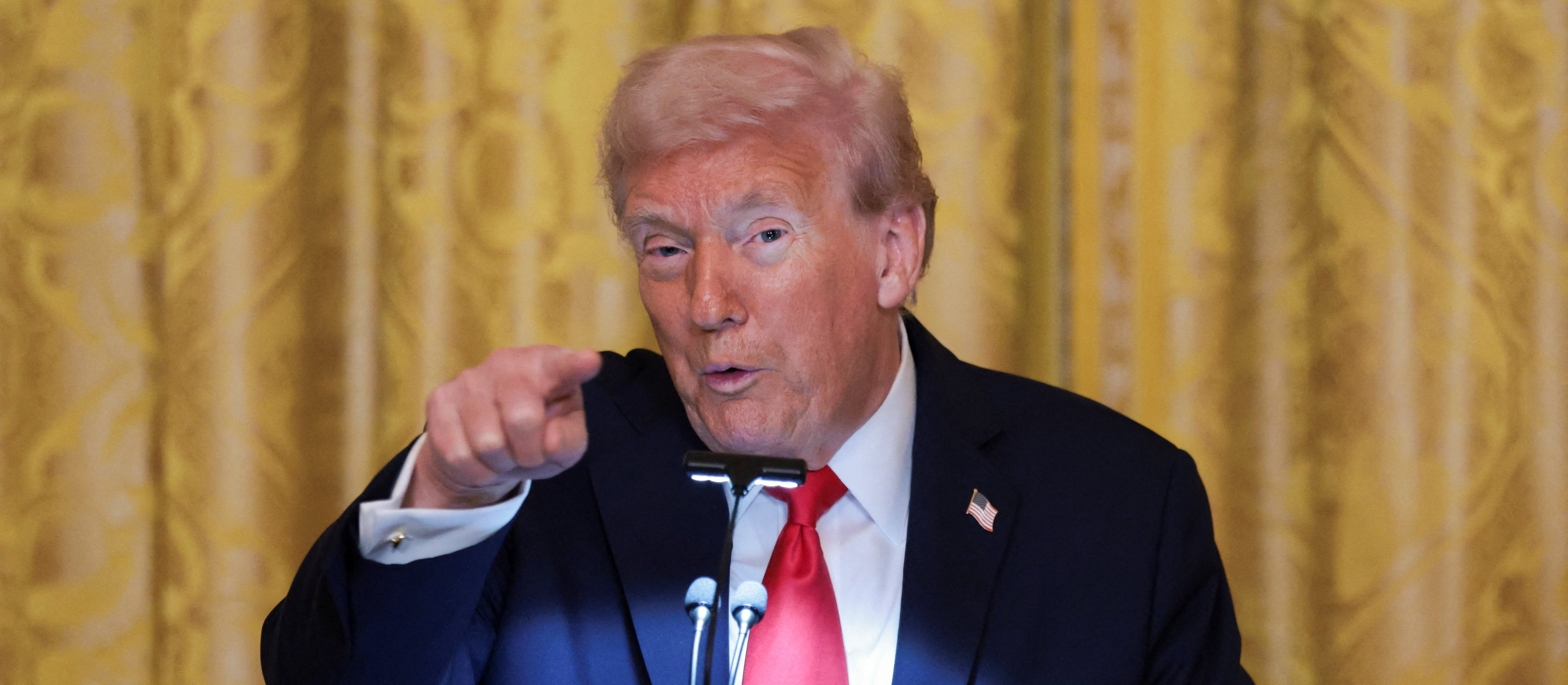 Irena Lasota: Czy świat może polegać na Trumpie i jego tupiącej nodze?