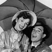 Debbie Reynolds i Gene Kelly w Deszczowej piosence