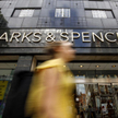 Marks & Spencer walczy ze skutkami pandemii. Znów zwalnia