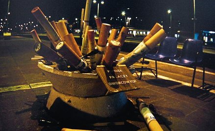 Jedna z odważniejszych prac – „Pomnik palaczy dworcowych” autorstwa Lumpa (Reprodukcja Kuba Kamiński