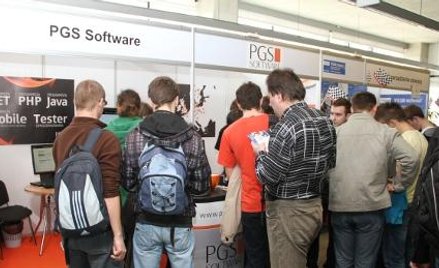 PGS Software zbiera kadrę w oczekiwaniu na ożywienie