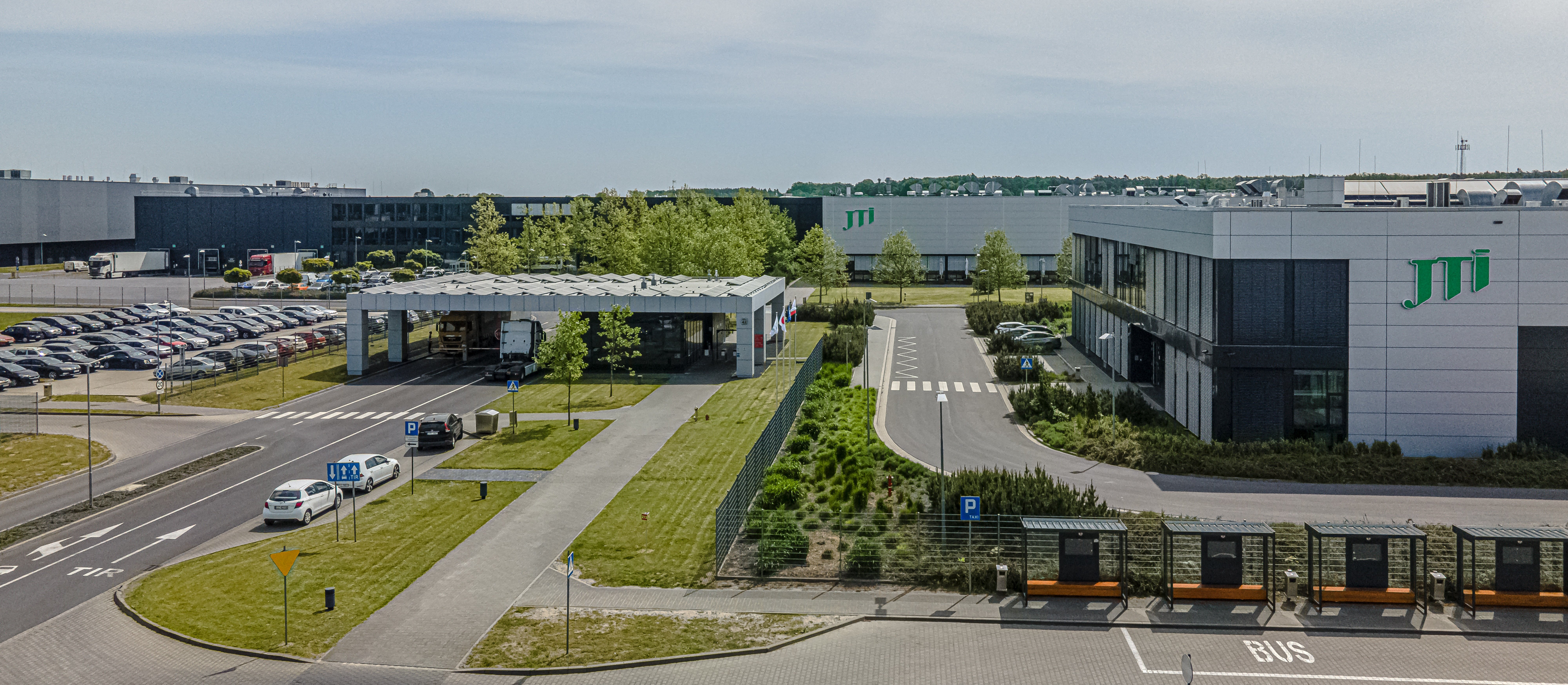 JTI systematycznie rozwija w naszym kraju swoje największe na świecie centrum produkcyjne i inwestuje w zieloną energię