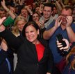 Mary Lou McDonald ma wielki talent krasomówczy. Także w starciu z mężczyznami. To podoba się wielu I