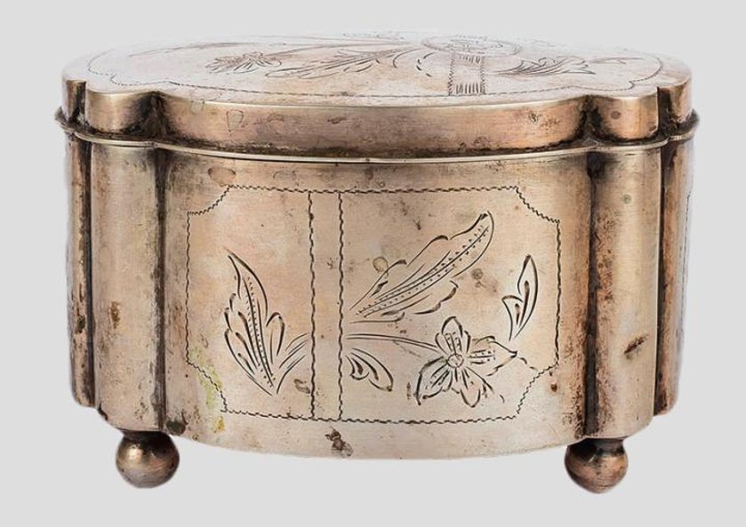 W aukcyjnej ofercie znajdziemy coś na gwiazdkowy prezent.