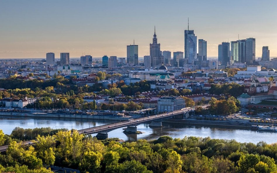 Wartość PKB wytworzonego w regionie warszawskim stołecznym w 2023 r. była ponad 9-krotnie wyższa niż