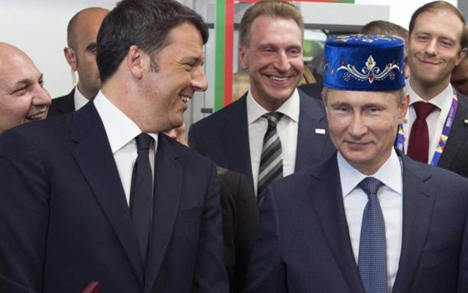 Władimir Putin z Matteo Renzim podczas rosyjskiego dnia na Expo w Mediolanie