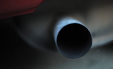 UE przedłuży życie samochodów spalinowych