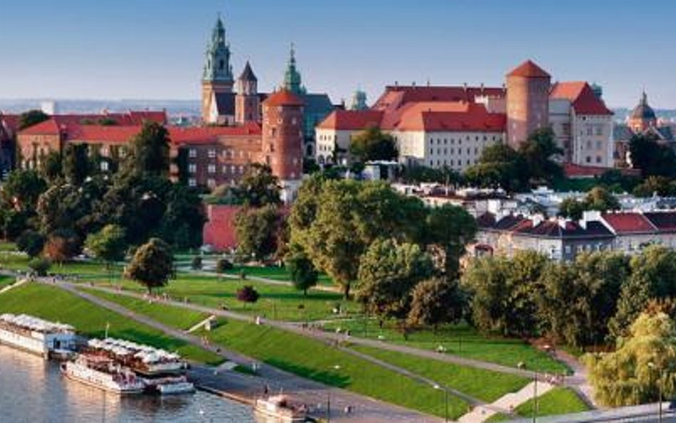 Potrzebny odważny dialog z historią
