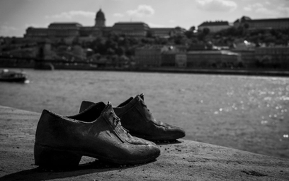 Buty na brzegu Dunaju, budapeszteński pomnik pomordowanych Żydów