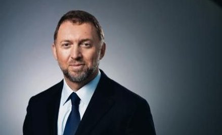 Oleg Deripaska, rosyjski oligarcha dysponujący majątkiem szacowanym na 3,6 mld USD. Kiedyś był najbo