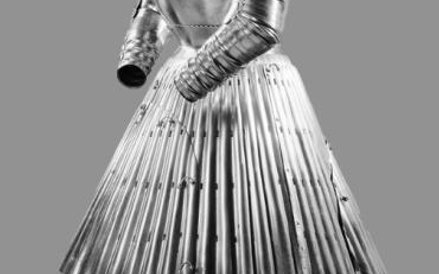 Zbroja zamówiona zapewne na ślub Albrechta, margrabiego Brandenburgii, księcia Prus, Niemcy, żelazo,