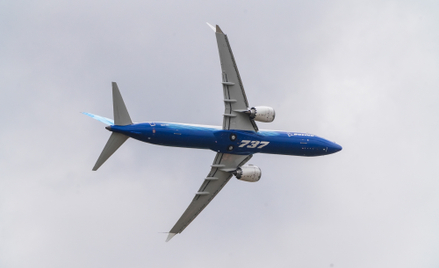 Boeing musi natychmiast dokonać przeglądu mocowania masek tlenowych w ponad 2,6 tys. samolotów typu 