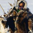 Jacek Pałkiewicz w zaprzęgu reniferów. „Syberia” ukazała się nakładem wydawnictwa Zysk i S-ka, Pozna