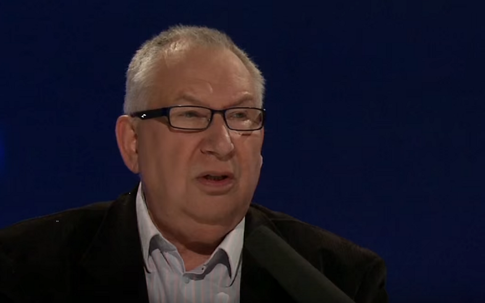 Wraca "Magazyn 997". Fajbusiewicz odda order od Kaczyńskiego