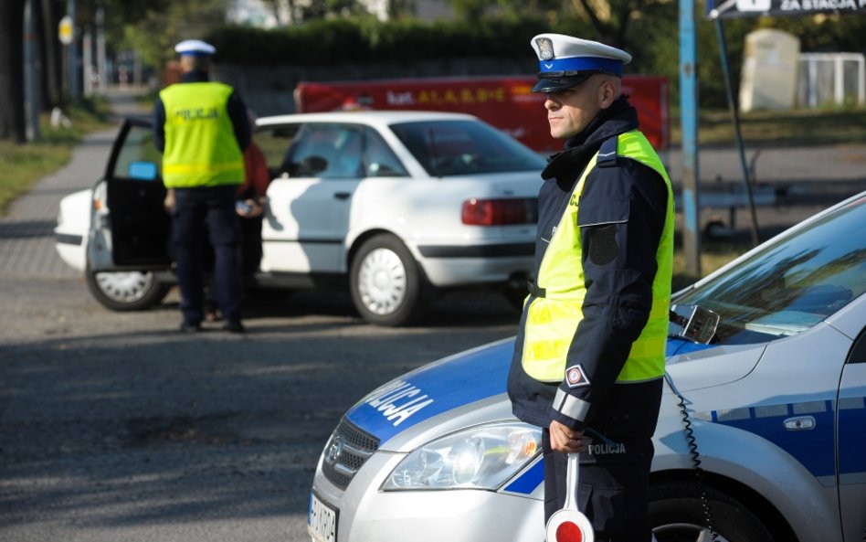 Policja wraca na polską prowincję