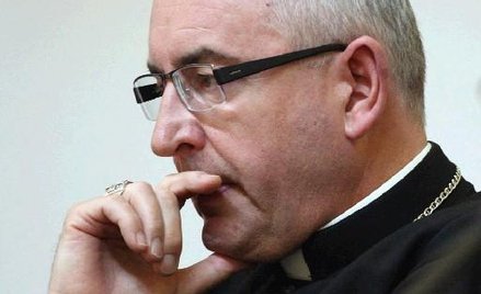Bp Piotr Jarecki dobrowolnie poddał się karze i zapowiedział, że podda się leczeniu