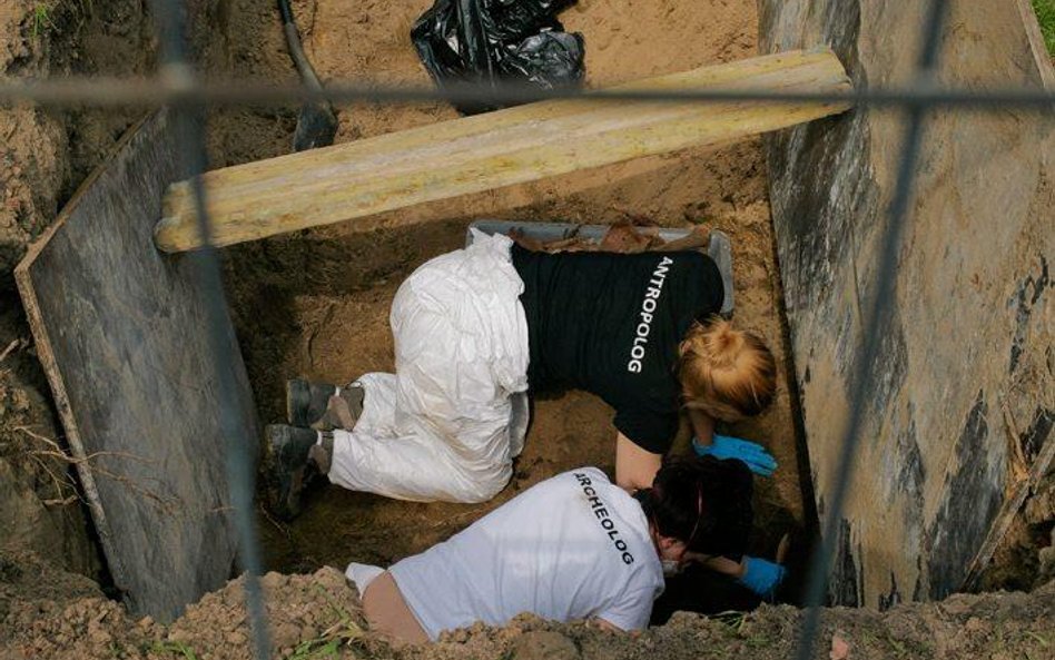 Wykopaliska poszukiwawcze na Powązkach, wiosna 2013 r.