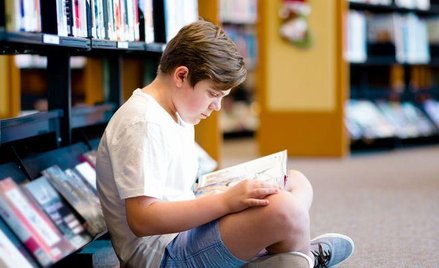 Gminna pomoc uzdolnionym dzieciom: formularz ma pomagać, a nie pozbawiać nagrody - wyrok WSA