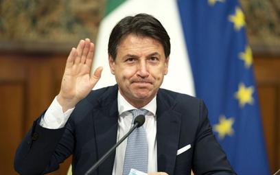 Premier Włoch podał się do dymisji. Spróbuje stworzyć rząd