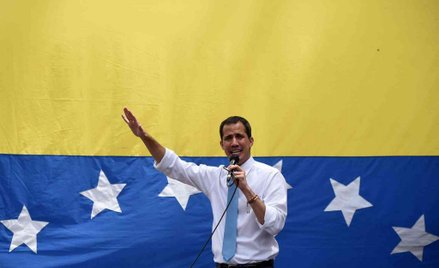Władze Wenezueli: Guaido schronił się w ambasadzie Francji