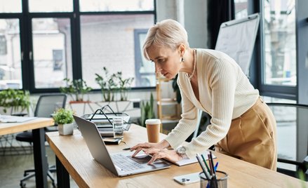 Polki, które od dziecka mają być „dzielnymi dziewczynkami” wychowanymi w kulturze sprawczości, wpada