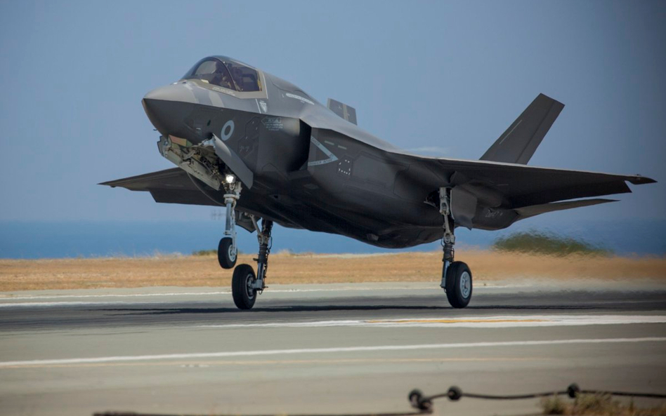 F-35B z 617. Dywizjonu RAF startuje z bazy Akrotiri na Cyprze. Fot./Crown Copyright.