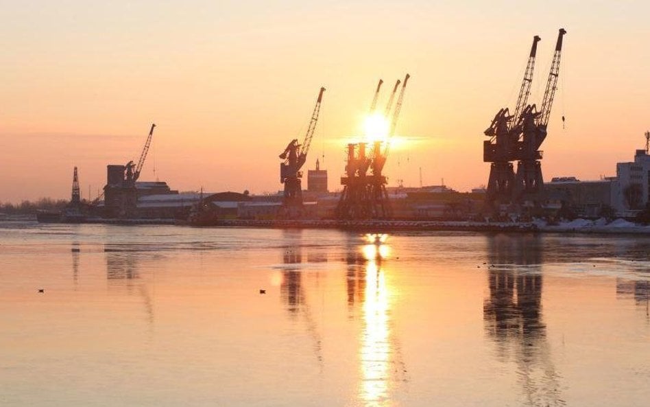 Do wód Zatoki Gdańskiej można wchodzić bez obaw - podał dziś miejscowy Sanepid