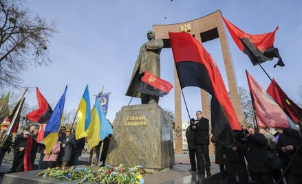 Uroczystości przed pomnikiem Stepana Bandery we Lwowie, 1 stycznia 2025 r.