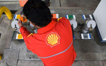 Shell próbuje zapłacić za irańską ropę