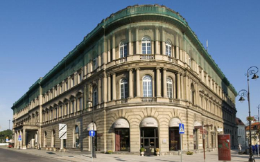 Hotel Europejski w Warszawie to jeden z obiektów, które trafiły w ręce spadkobierców właścicieli
