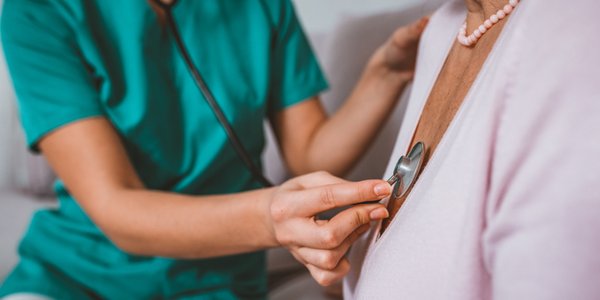 Coraz droższe zdrowie Polaków. Wydajemy więcej, a dostajemy mniej