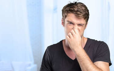 Nieprzyjemny zapach potu może być objawem choroby