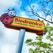 W ramach sieci Biedronka w Polsce działa ponad 3700 sklepów