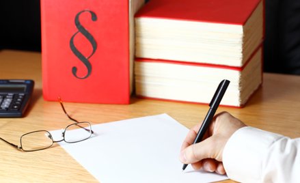 Czy pismo procesowe prawnika może zawierać jedynie trzy zdania? Wyrok SN