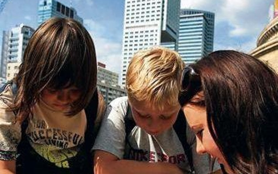 GPS, śledztwo i skarby. Tak się bawi w geochacing