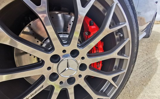 Mercedes-AMG C 63S E-Performance