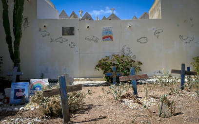 Lampedusa. Cmentarz, na którym pochowani są migranci