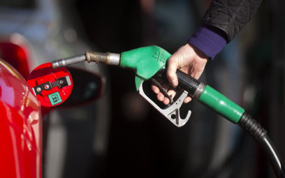 Operatorzy stacji paliw są przeciwni zmianom w podatku od sklepów
