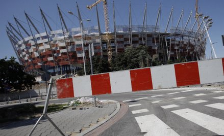Stadion Narodowy w rozsypce, ale zarząd NCS pobiera premie