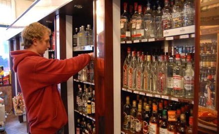 Rada określi, gdzie sprzedawać wódkę