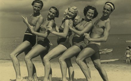 Stefan Arczyński (po lewej) z żoną. Fot. Zbiory Stefana Arczyńskiego / AHM DSH i OK