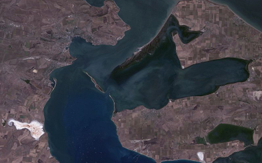 Rosja: Statki znów mogą pływać przez Cieśninę Kerczeńską