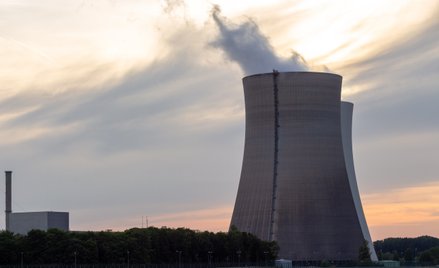 Atomowa perspektywa w cieniu problemów polskich firm