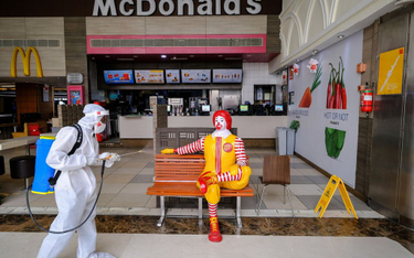 McDonald's zwolnił pracownika w odwecie za pozew z powodu COVID-19?