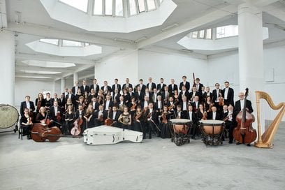 Orkiestra Sinfonia Varsovia wystąpi na tegorocznej odsłonie Festiwalu Warszawska Jesień (fot. materi