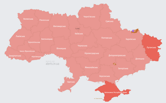 Mapa zagrożeń ze strony alerts.in.ua, stan na godzinę 10:25 czasu polskiego 28 stycznia 2025 r.