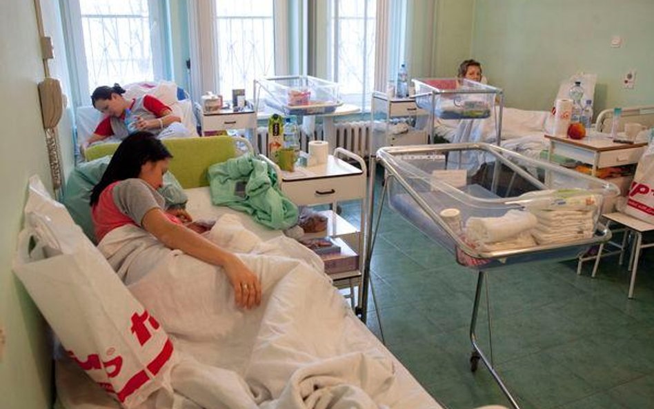 Rozporządzenie o łagodzeniu bólu porodowego mogą ograniczyć, a nie rozszerzyć dostęp do znieczulenia