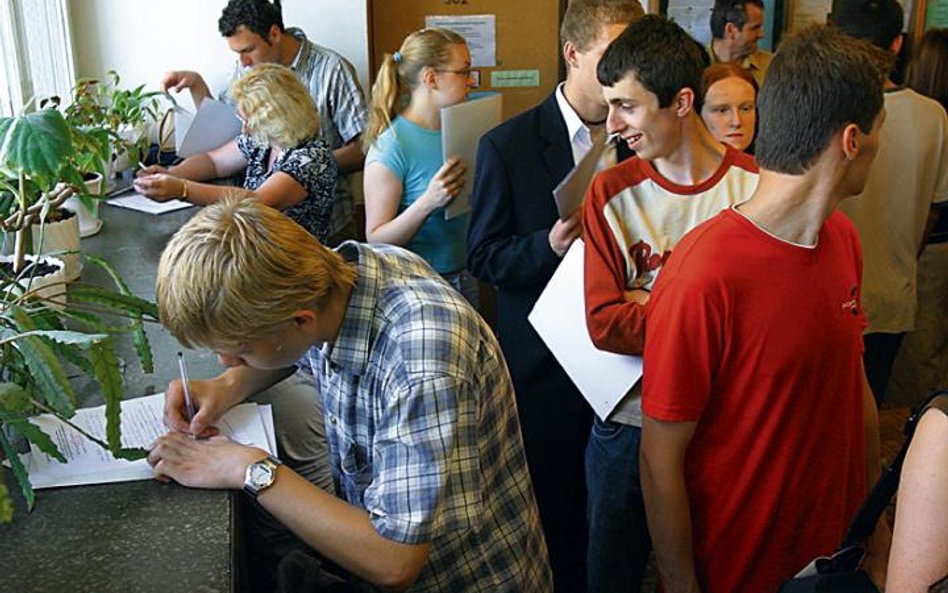 Na UMCS do 15 lipca przyjęto dokumenty od niemal 4 tys. maturzystów