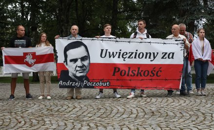 Akcja solidarności z uwięzionym Andrzejem Poczobutem, dziennikarzem i działaczem Związku Polaków na 